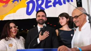 As Zohran Mamdani secures the Democratic nomination for New York City mayor, Republican groups ignite a political firestorm by demanding his deportation. Citing his seven-year-old citizenship and leftist ideology, the controversy exposes deep divisions over immigration, identity, and democracy