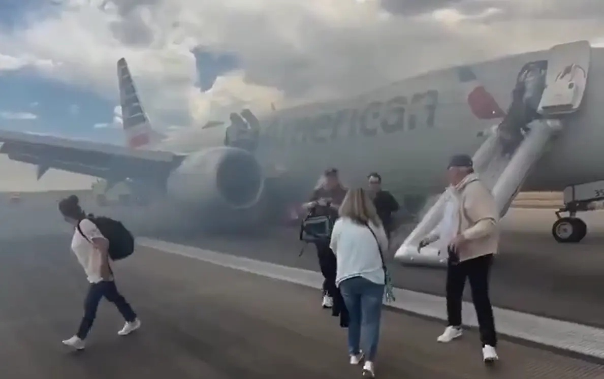 American Airlines Jet Fire