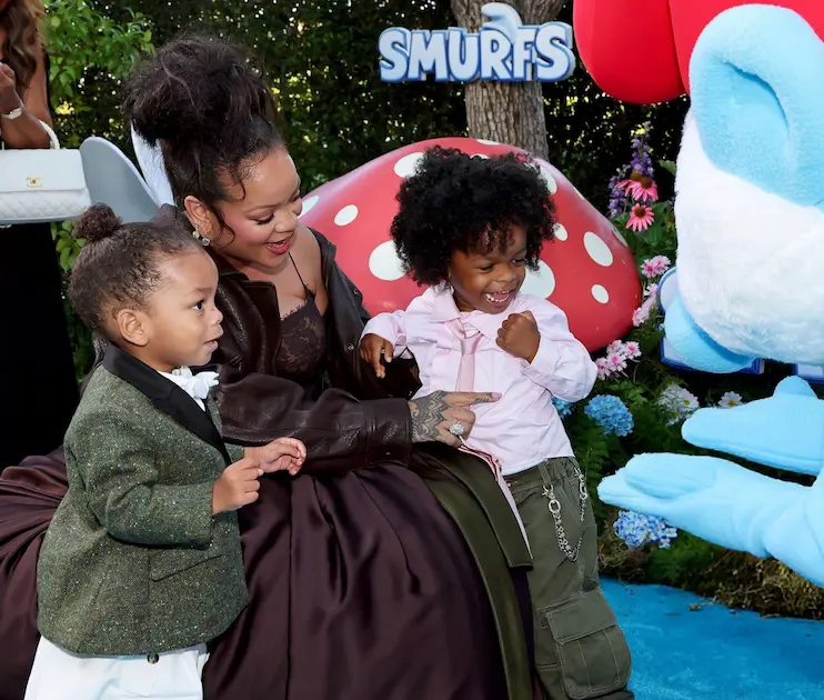 Rihanna Smurfette