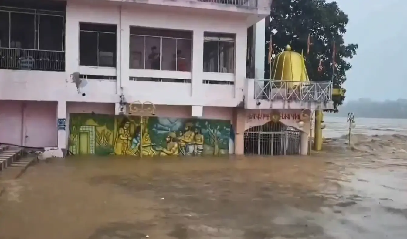 Flash Floods Hit Vaishno Devi