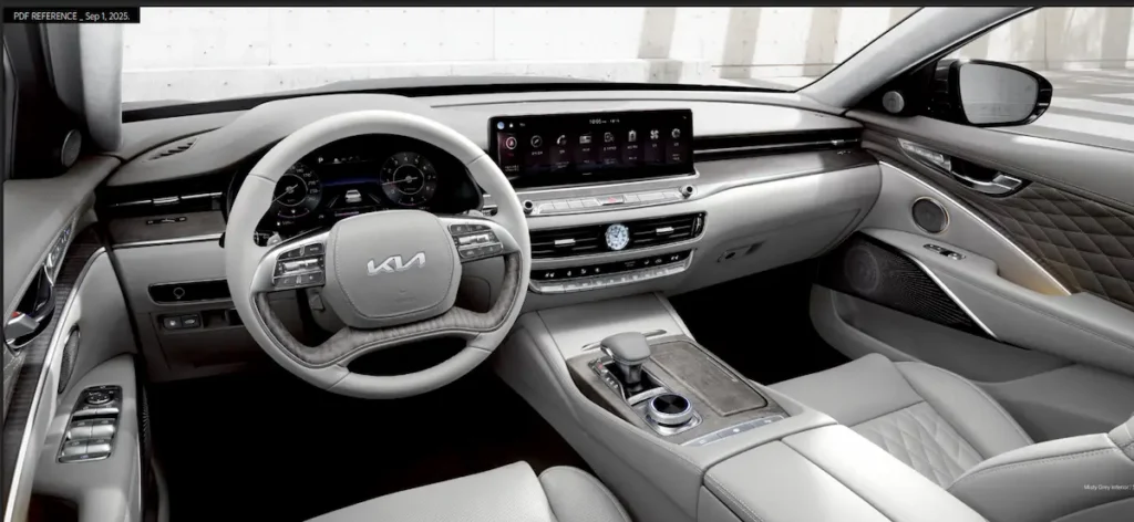 Kia K9 interior